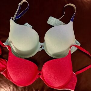Victoria's Secret Perfect Shape Convertible - 2 Bras heathered Red and Aqua